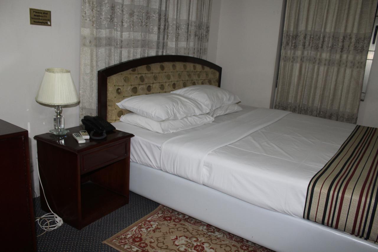 Hotel Uttara 다카 외부 사진