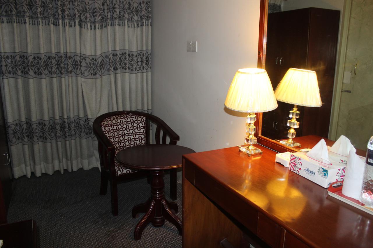 Hotel Uttara 다카 외부 사진